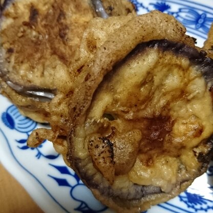 茄子が大きくて、でっかいはさみ揚げになりました。食べごたえがあり、とても美味しかったです。ご馳走さまでした。